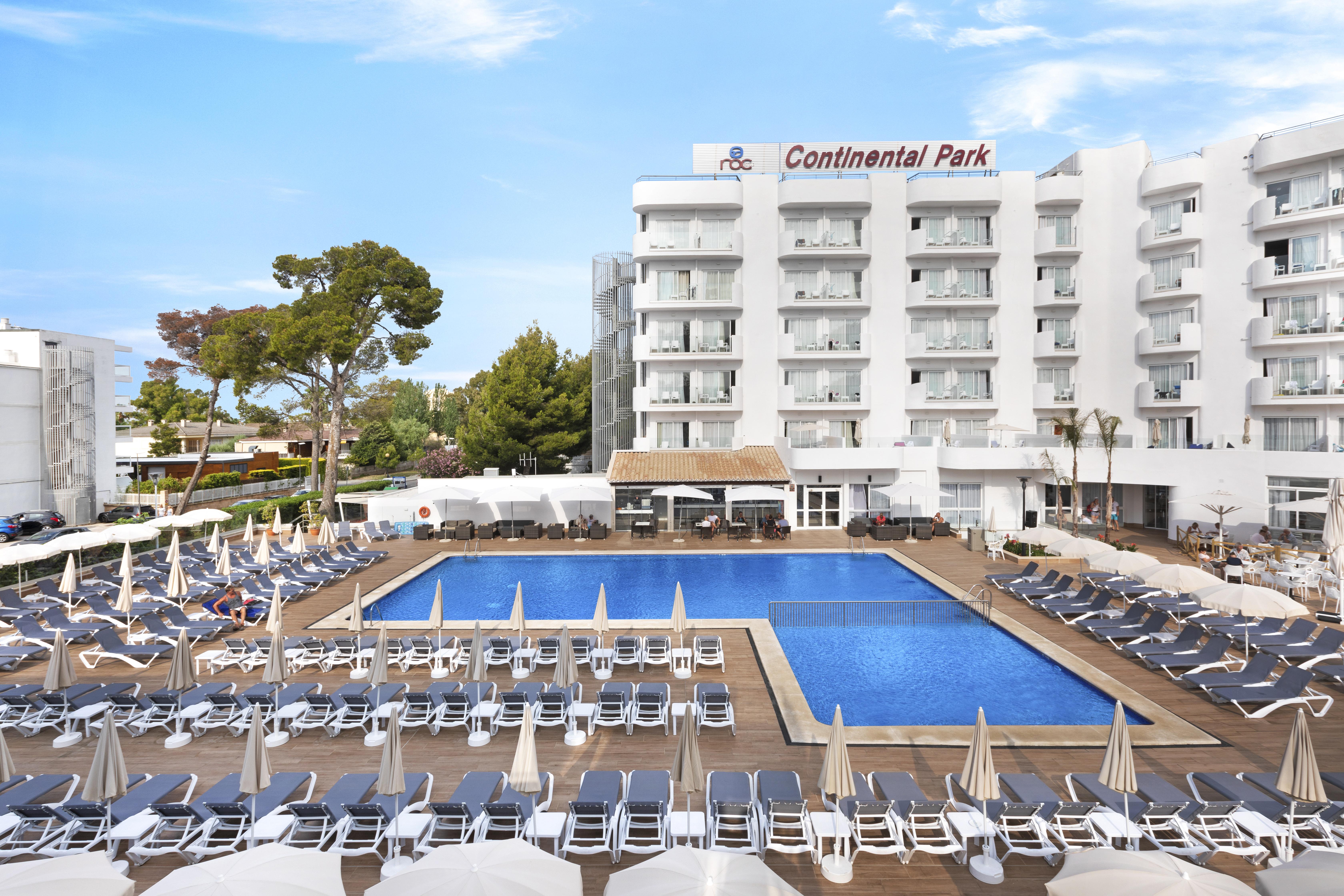 Aluasun Continental Park Hotel & Apartments Playa de Muro  Dış mekan fotoğraf