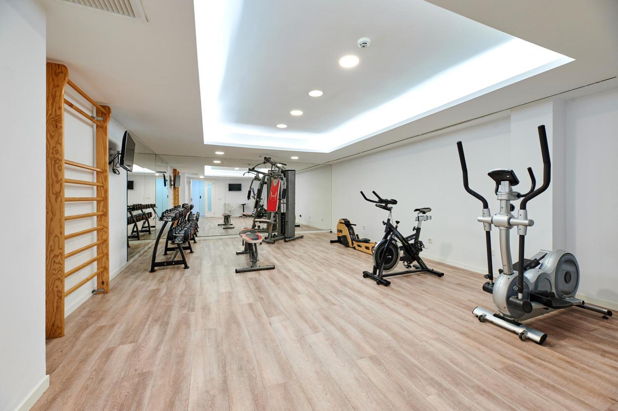 Aluasun Continental Park Hotel & Apartments Playa de Muro  Dış mekan fotoğraf