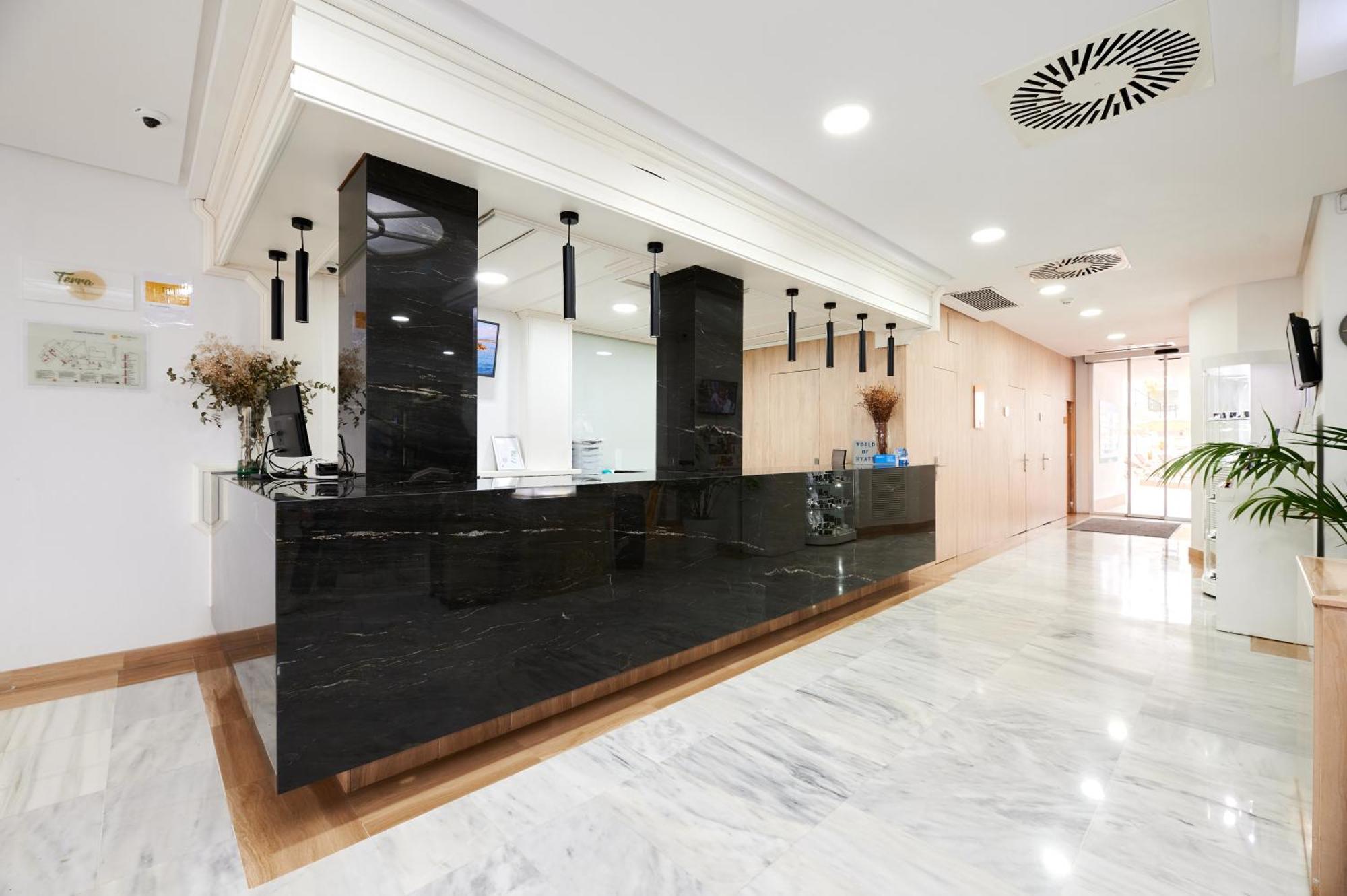 Aluasun Continental Park Hotel & Apartments Playa de Muro  Dış mekan fotoğraf