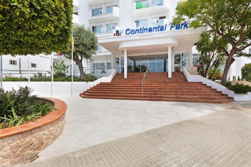 Aluasun Continental Park Hotel & Apartments Playa de Muro  Dış mekan fotoğraf